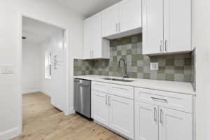 1646 31st Avenue, Vero Beach, FL 32960 - MLS#R11139038