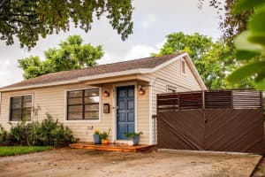 823 N C Street, Lake Worth Beach, FL 33460 - MLS#R11139039