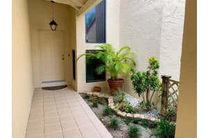 723 Windermere Way, Palm Beach Gardens, FL 33418 - MLS#R11139059