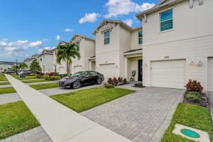 226 Woodbark Street, Port Saint Lucie, FL 34984 - MLS#R11139080
