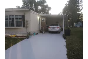 10 Montilla Way, Port Saint Lucie, FL 34952 - MLS#R11139107