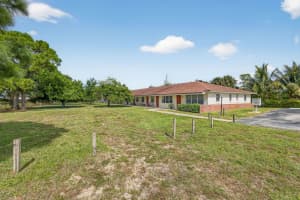 8585 Church St SE 2, Hobe Sound, FL 33455 - MLS#R11139126