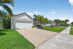1891 Oak Berry Circle, Wellington, FL 33414 - MLS#R11139136