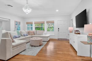 901 39th Court, West Palm Beach, FL 33407 - MLS#R11139152