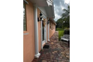 4955 Corsica Square, Vero Beach, FL 32967 - MLS#R11139172