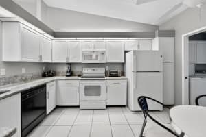 6065 Sunny Manor Court, Delray Beach, FL 33484 - MLS#R11139217