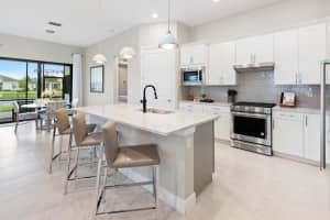 579 SE Villandry Way, Port St Lucie, FL 34984 - MLS#R11139224