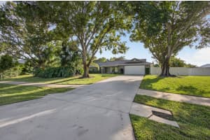 2530 NE Pinecrest Lakes Boulevard, Jensen Beach, FL 34957 - MLS#R11139230