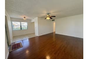 28 Easthampton B, West Palm Beach, FL 33417 Sold 12/31/25