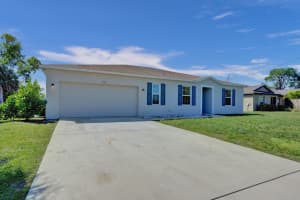 1744 North Blackwell Drive, Port Saint Lucie, FL 34952 - MLS#R11139344