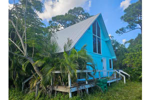 5607 Cassia Drive, Fort Pierce, FL 34982 Sold 11/25/25