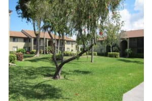 533 Shady Pine Way B1, Greenacres