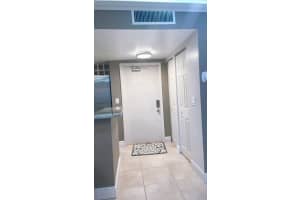 6660 S Oriole Boulevard 204, Delray Beach, FL 33446 - MLS#R11139395