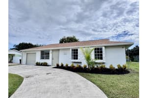434 Electra Avenue, Port Saint Lucie, FL 34983 - MLS#R11139398