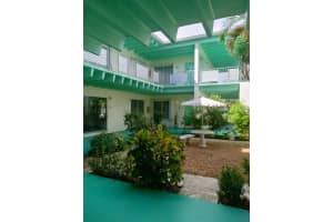 702 Federal Highway, Lake Worth Beach, FL 33460 - MLS#R11139429