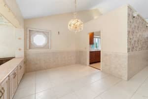 2368 Saratoga Bay Drive, West Palm Beach, FL 33409 - MLS#R11139431