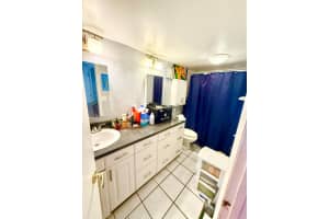 711 Springdale Circle, Palm Springs, FL 33461 - MLS#R11139432