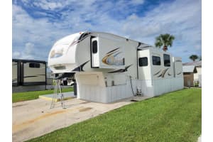 6571 SE 55th Lane, Okeechobee, FL 34974 - MLS#R11139602