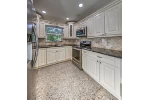 1331 N N Street House & Guest, Lake Worth Beach, FL 33460 - MLS#R11139613