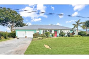 5212 Feather Creek Drive, Fort Pierce, FL 34951 - MLS#R11139678