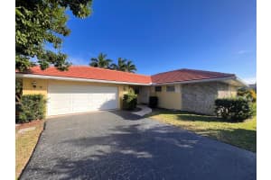 216 Gleneagles Dr, Atlantis, FL 33462, Sold 11/11/25