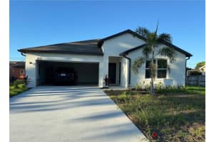 1073 Sw Benchor Avenue, Port Saint Lucie