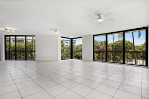 2401 N Ocean Boulevard 2n, Boca Raton, FL 33431 - MLS#R11139736