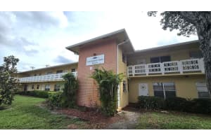 3530 NW 43 Avenue 106, Lauderdale Lakes, FL 33319 - MLS#R11139766