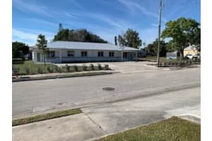 513 9th Street, Fort Pierce, FL 34950 - MLS#R11139773
