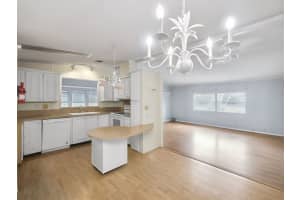 8201 Cinnamon Lane, Port Saint Lucie, FL 34952 - MLS#R11139785