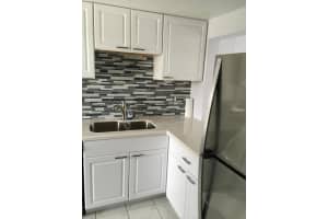 2786 Tennis Club Drive 204, West Palm Beach, FL 33417 - MLS#R11139831