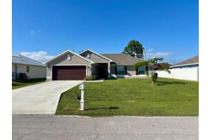 487 SW Sea Flower Terrace, Port Saint Lucie, FL 34984 - MLS#R11139837