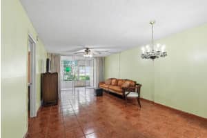 3000 48th Terrace, Lauderdale Lakes, FL 33313 - MLS#R11139892