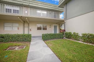 643 Flanders N, Delray Beach, FL 33484 Sold 12/22/25
