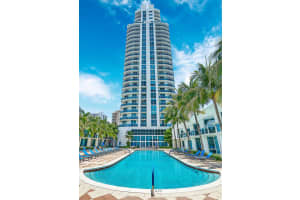 1945 Ocean Drive, Hallandale Beach, FL 33009 - MLS#R11139954