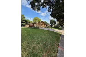 2031 Pinehurst Drive, West Palm Beach, FL 33407 - MLS#R11139958