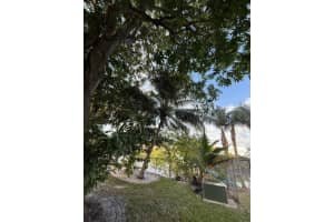 2031 Pinehurst Drive, West Palm Beach, FL 33407 - MLS#R11139958