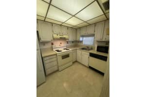 9420 Hollybrook Lake Drive, Pembroke Pines, FL 33025 - MLS#R11139959