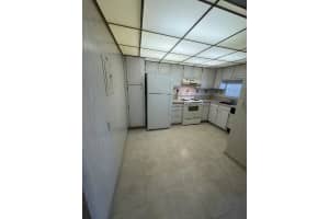 9420 Hollybrook Lake Drive, Pembroke Pines, FL 33025 - MLS#R11139959