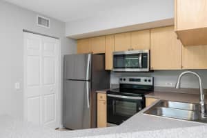 801 Villa Circle, Boynton Beach, FL 33435 - MLS#R11139960