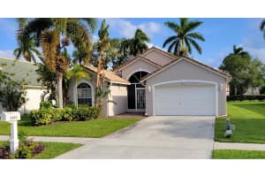 1651 Oak Berry Circle, Wellington, FL 33414 - MLS#R11139962