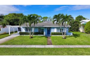 1615 Crest Drive, Lake Worth, Fl 33461, Lake Worth