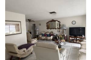 2360 NW 37th Terrace Terrace, Lauderdale Lakes, FL 33311 - MLS#R11140000