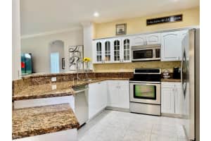 8082 Aberdeen Drive 102, Boynton Beach, FL 33472 - MLS#R11140024