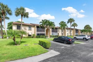 609 Sea Pine Way B2, Greenacres, FL 33415 - MLS#R11140088