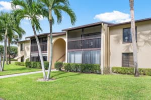 609 Sea Pine Way, Greenacres, FL 33415 - MLS#R11140088