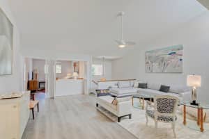 17053 Waterbend 231 Drive 231, Jupiter, FL 33477 - MLS#R11140092