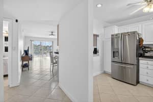 9500 N Hollybrook Lake Drive 308, Pembroke Pines, FL 33025 - MLS#R11140119