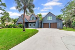 10070 Trailwood Circle, Jupiter