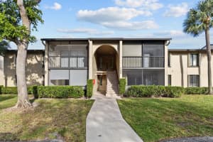 722 Sunny Pine Way D1, Greenacres, FL 33415 - MLS#R11140126